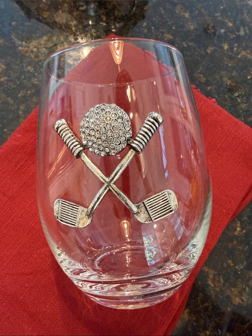 The Queens’ Jewels Stemless Wine Glass with Silver Golf Emblem